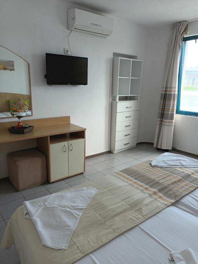 Alba Family Club Hotel Primorsko Eksteriør bilde