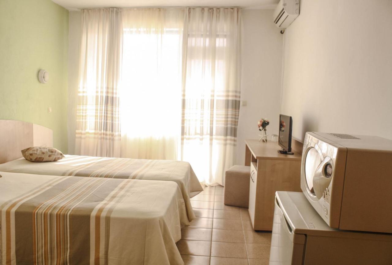 Alba Family Club Hotel Primorsko Eksteriør bilde