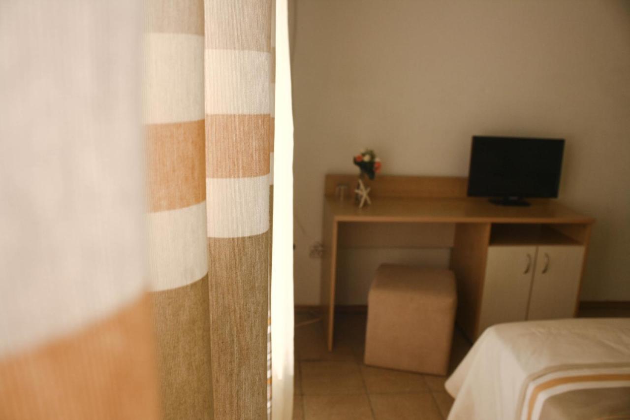 Alba Family Club Hotel Primorsko Eksteriør bilde