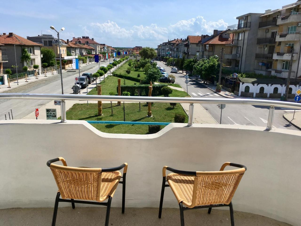 Alba Family Club Hotel Primorsko Eksteriør bilde