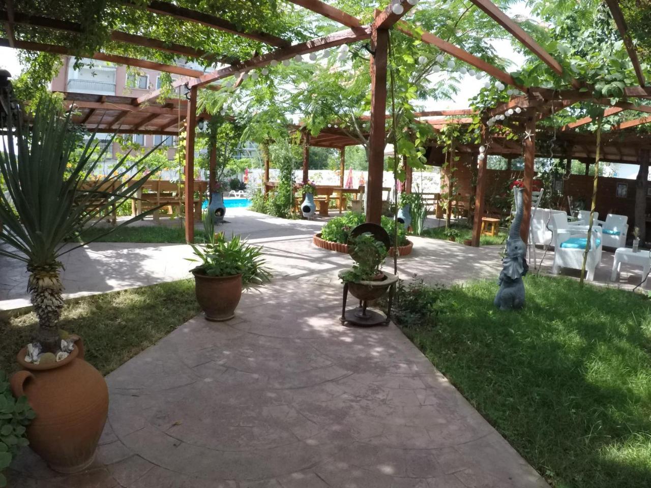 Alba Family Club Hotel Primorsko Eksteriør bilde