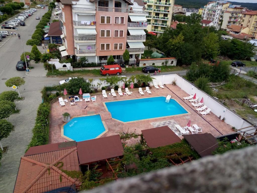 Alba Family Club Hotel Primorsko Eksteriør bilde