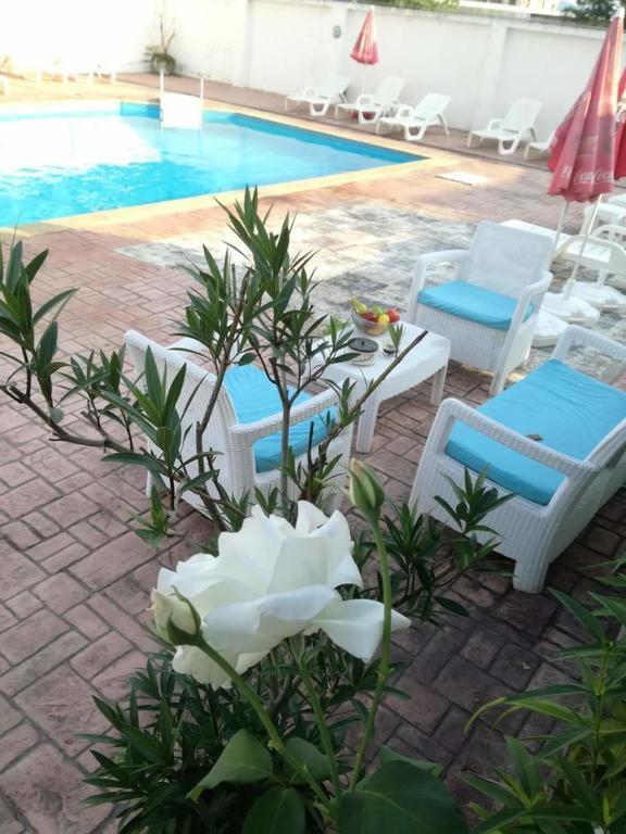 Alba Family Club Hotel Primorsko Eksteriør bilde